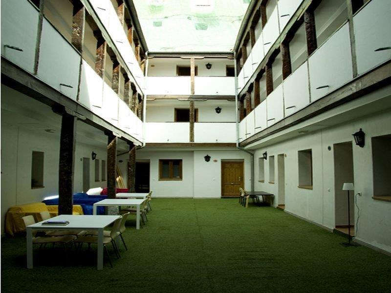 The Living Roof Hostel Madryt Zewnętrze zdjęcie